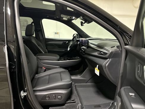 New 2026 Buick Enclave Sport Touring w/ Super Cruise Package AWD/4WD image 23