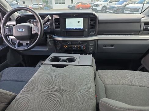Certified 2025 Ford F250 XLT AWD/4WD image 18