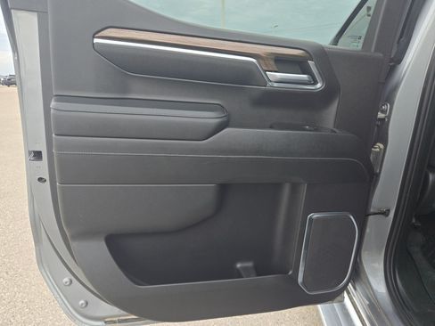 Used 2024 Chevrolet Silverado 1500 LT RWD image 15