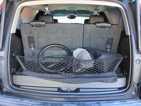 Used 2015 Chevrolet Tahoe LT image 15