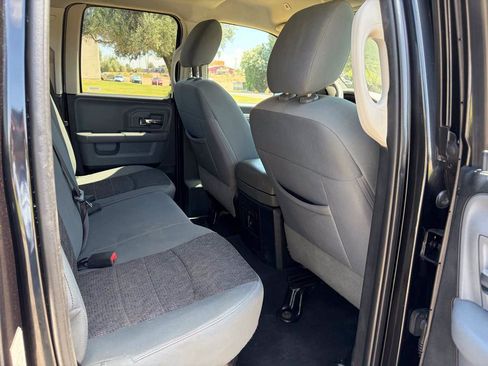 Used 2017 RAM 1500 Classic SLT AWD/4WD image 15