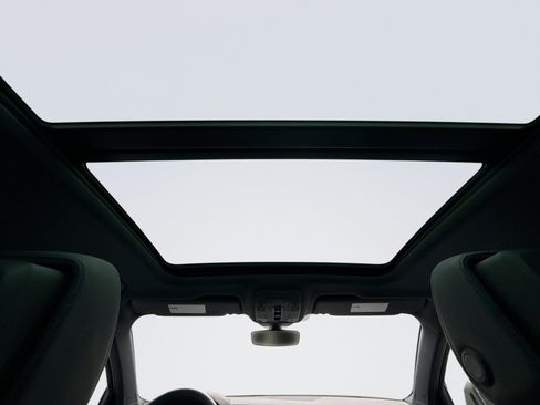 Used 2025 Audi Q3 2.0T Premium image 17