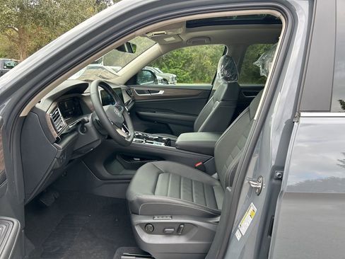 New 2026 Volkswagen Atlas SEL image 15