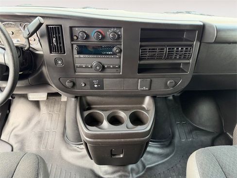 Used 2024 GMC Savana 2500 w/ Driver Convenience Package image 10