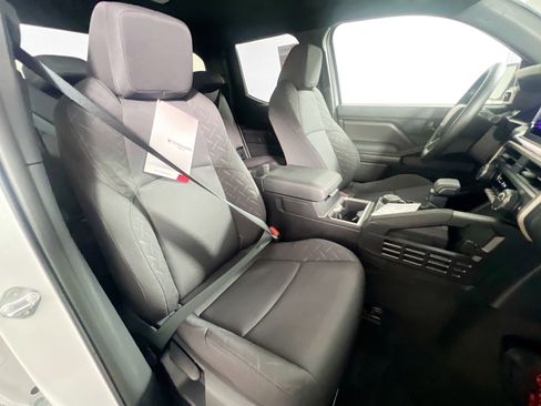 New 2025 Toyota Tacoma SR5 image 31