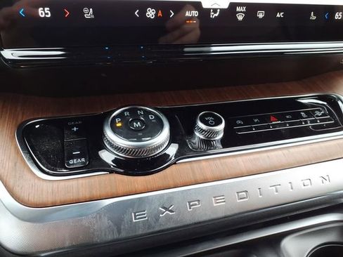 New 2026 Ford Expedition Max King Ranch image 24