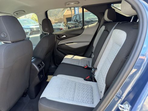 Used 2024 Chevrolet Equinox LS FWD image 17