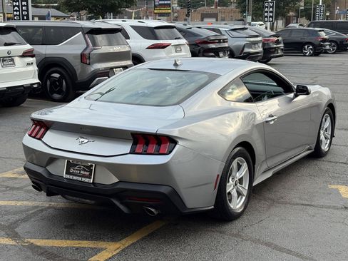 Used 2024 Ford Mustang Coupe RWD image 9