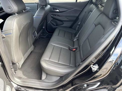 Used 2026 Buick Envista Sport Touring w/ Convenience I Package image 17