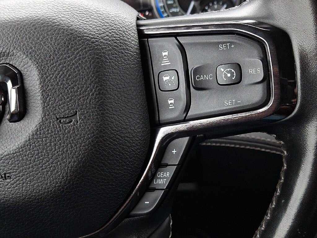 Used 2022 RAM 1500 Limited AWD/4WD image 23