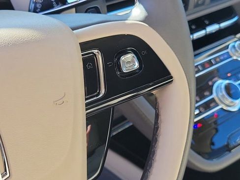 Certified 2022 Lincoln Corsair FWD image 25