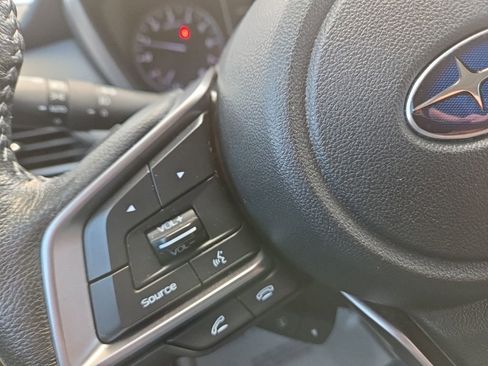 Used 2020 Subaru Outback Limited image 29