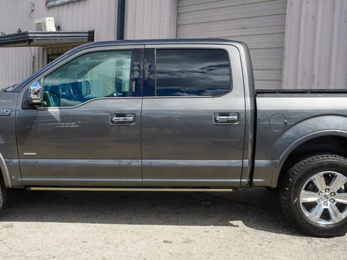 Used 2015 Ford F150 Platinum w/ Equipment Group 701A Luxury image 3