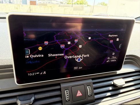 Used 2018 Audi SQ5 Premium Plus w/ Navigation Package AWD/4WD image 17