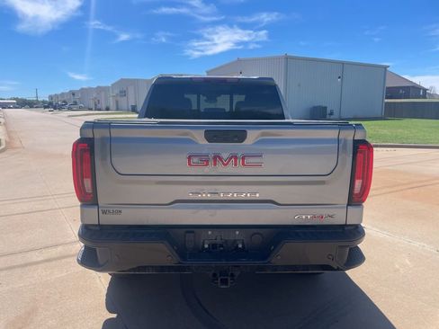 Used 2024 GMC Sierra 1500 AT4X image 5