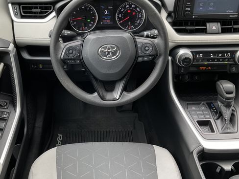 Used 2020 Toyota RAV4 XLE w/ Convenience Package AWD/4WD image 22