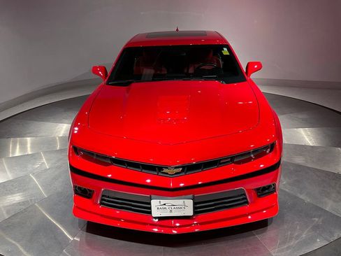 Used 2015 Chevrolet Camaro SS w/ Commemorative Special Edition RWD image 40