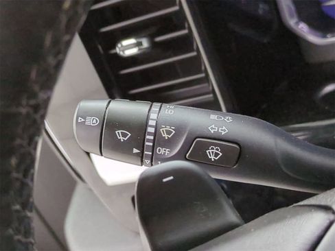 Used 2022 Chevrolet Silverado 1500 LTZ w/ Technology Package image 27