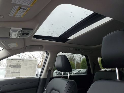 New 2026 Nissan Pathfinder SL w/ SL Premium Package AWD/4WD image 17