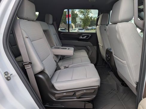 Used 2023 Chevrolet Tahoe LS image 17