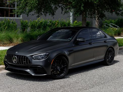 Used 2023 Mercedes-Benz E 63 AMG S image 35