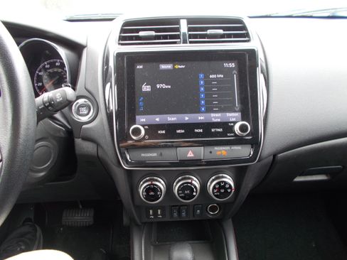 Used 2024 Mitsubishi Outlander Sport SE image 15