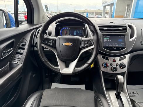 Used 2015 Chevrolet Trax LT w/ LT Sun and Sound Package image 15