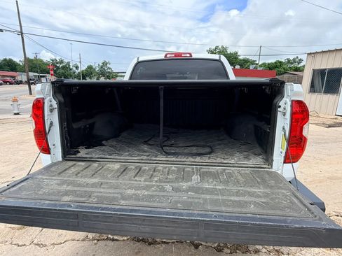 Used 2017 Toyota Tundra 1794 Edition AWD/4WD image 9