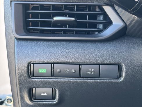 Used 2023 Nissan Sentra S image 12