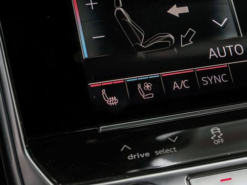 Used 2021 Audi RS 7 Sportback w/ Carbon Optic Package image 39