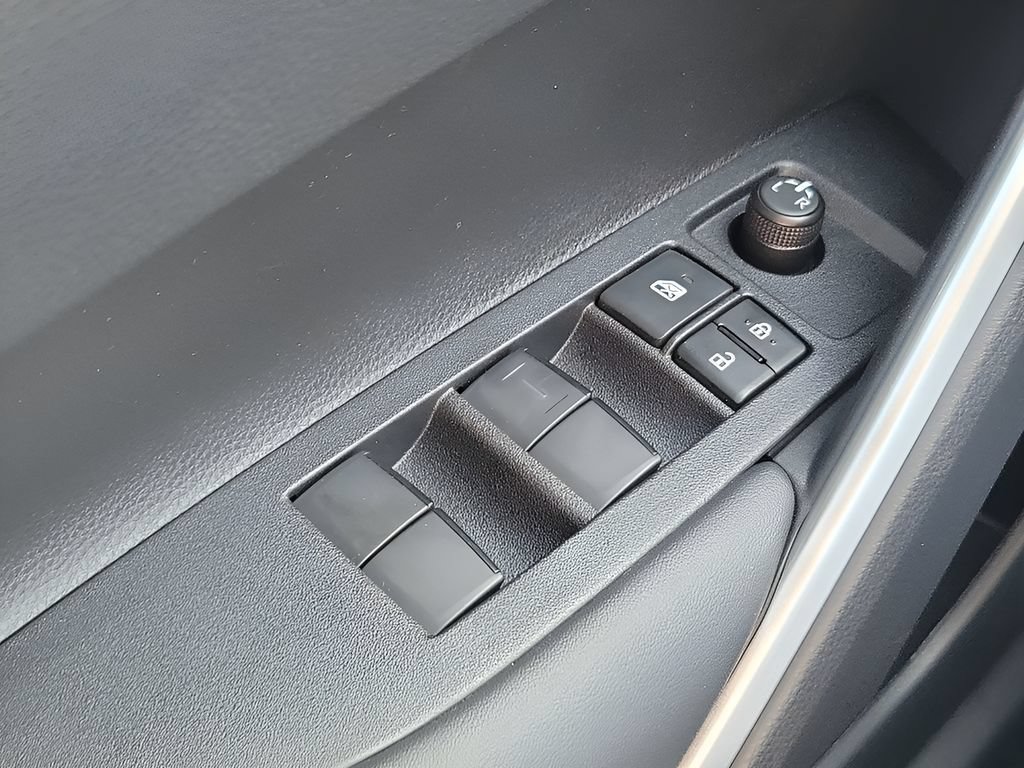 New 2025 Toyota Corolla Cross LE FWD image 26