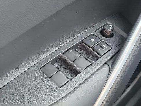 New 2025 Toyota Corolla Cross LE FWD image 26