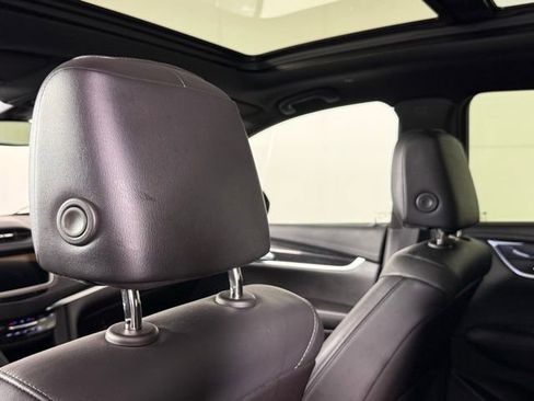 Certified 2022 Cadillac XT5 Premium Luxury image 21