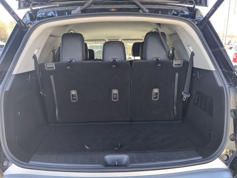 Used 2025 Nissan Pathfinder SL image 26