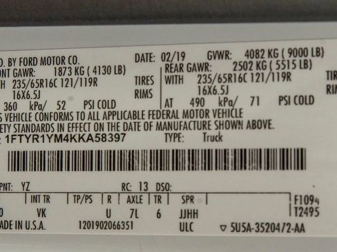 Used 2019 Ford Transit 250 Base image 28