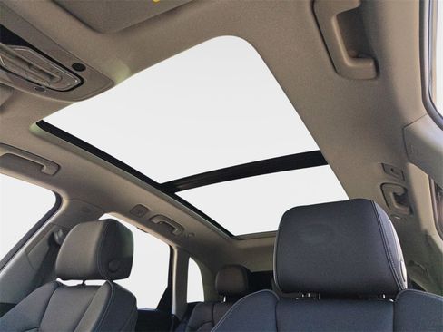 Used 2022 Audi Q5 2.0T Premium Plus w/ Premium Plus Package image 34