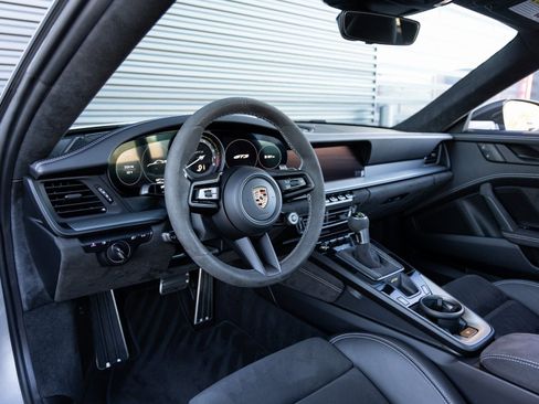 Certified 2024 Porsche 911 GT3 image 4