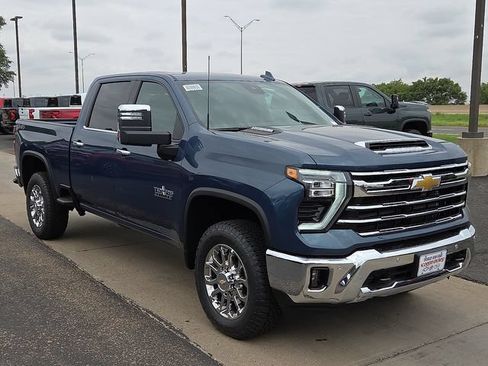 New 2026 Chevrolet Silverado 2500 LTZ w/ LTZ Texas Edition AWD/4WD image 5