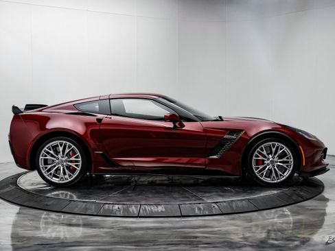 Used 2018 Chevrolet Corvette Z06 RWD image 22
