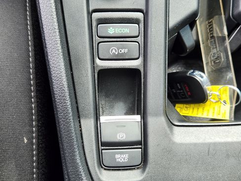 Certified 2024 Honda Accord EX image 22