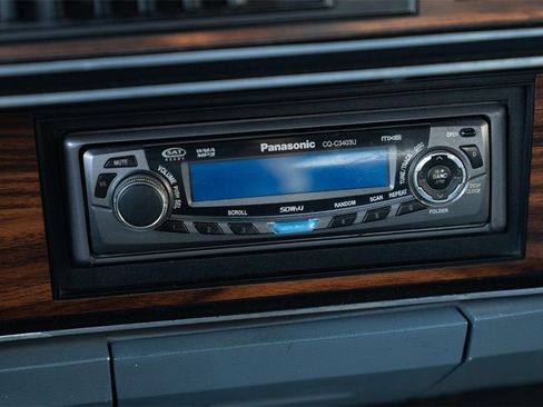 Used 1988 Dodge Ramcharger 4WD image 43