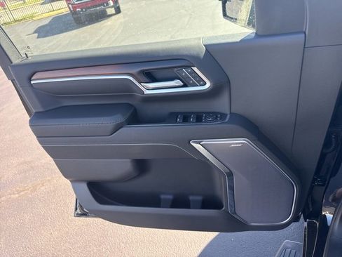 New 2025 GMC Sierra 3500 Denali w/ Denali Reserve Package image 10