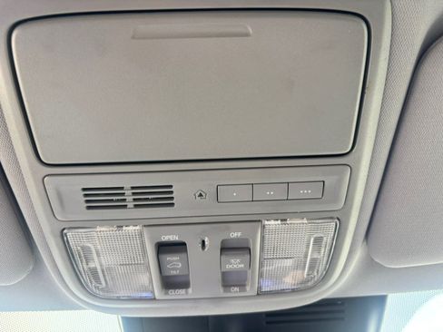 Used 2018 Honda CR-V EX-L image 45