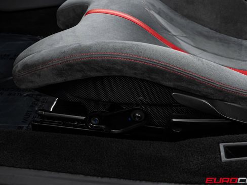 Used 2022 Ferrari F8 Tributo image 45