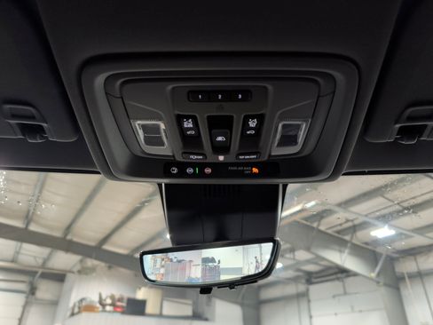 Used 2024 GMC Sierra 2500 Denali w/ Denali Reserve Package image 11