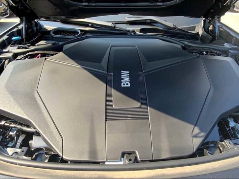 New 2026 BMW i7 eDrive50 image 16