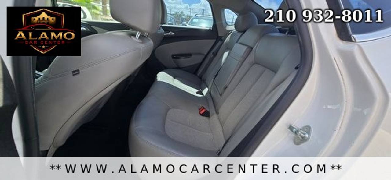 Used 2014 Buick Verano FWD image 28