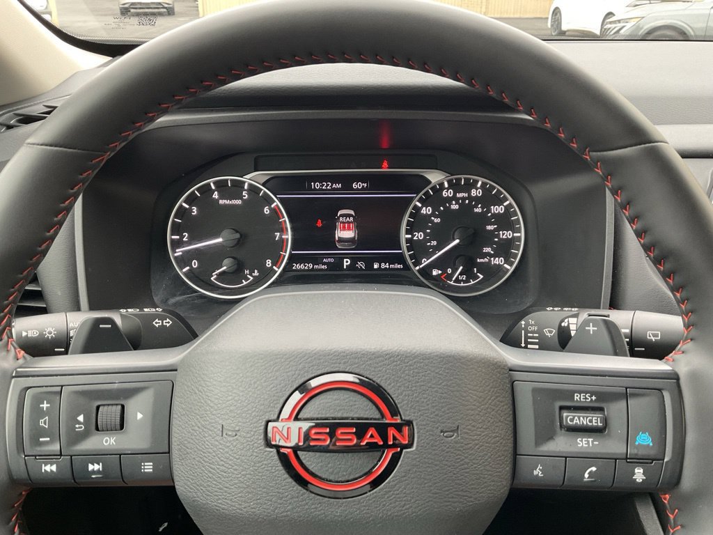 Used 2025 Nissan Rogue SV AWD/4WD image 12