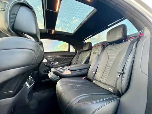 Used 2018 Mercedes-Benz S 560 4MATIC Sedan image 5
