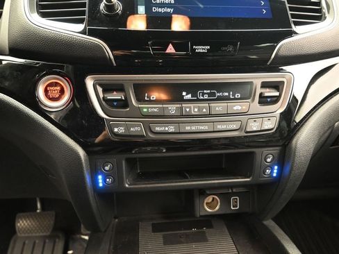 Used 2023 Honda Passport Elite image 15